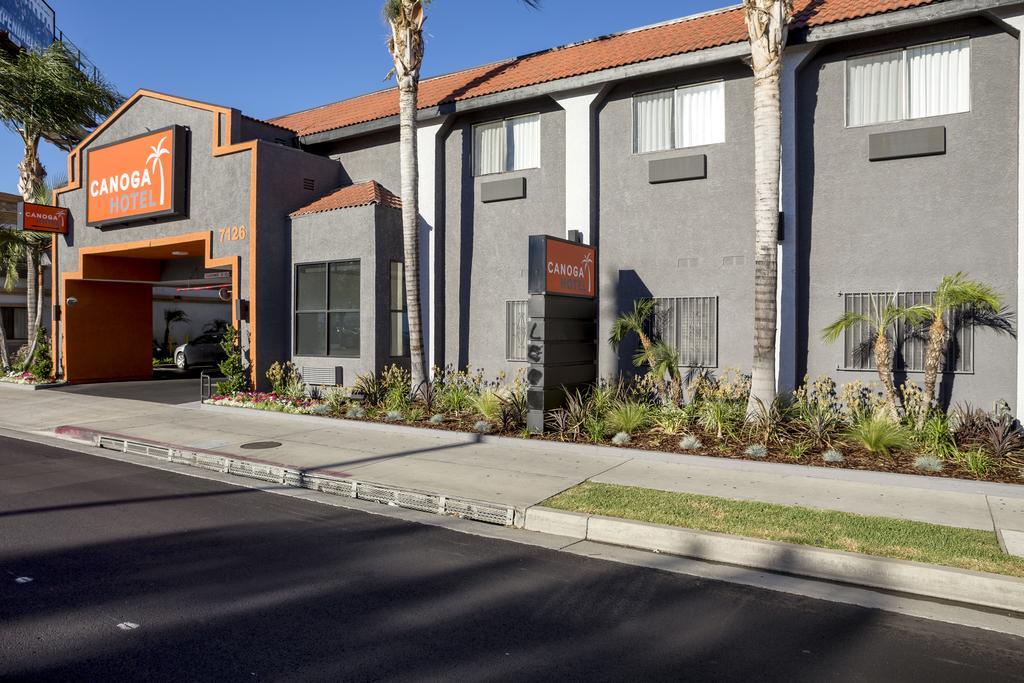 לוס אנג'לס Canoga Hotel At Warner Center מראה חיצוני תמונה