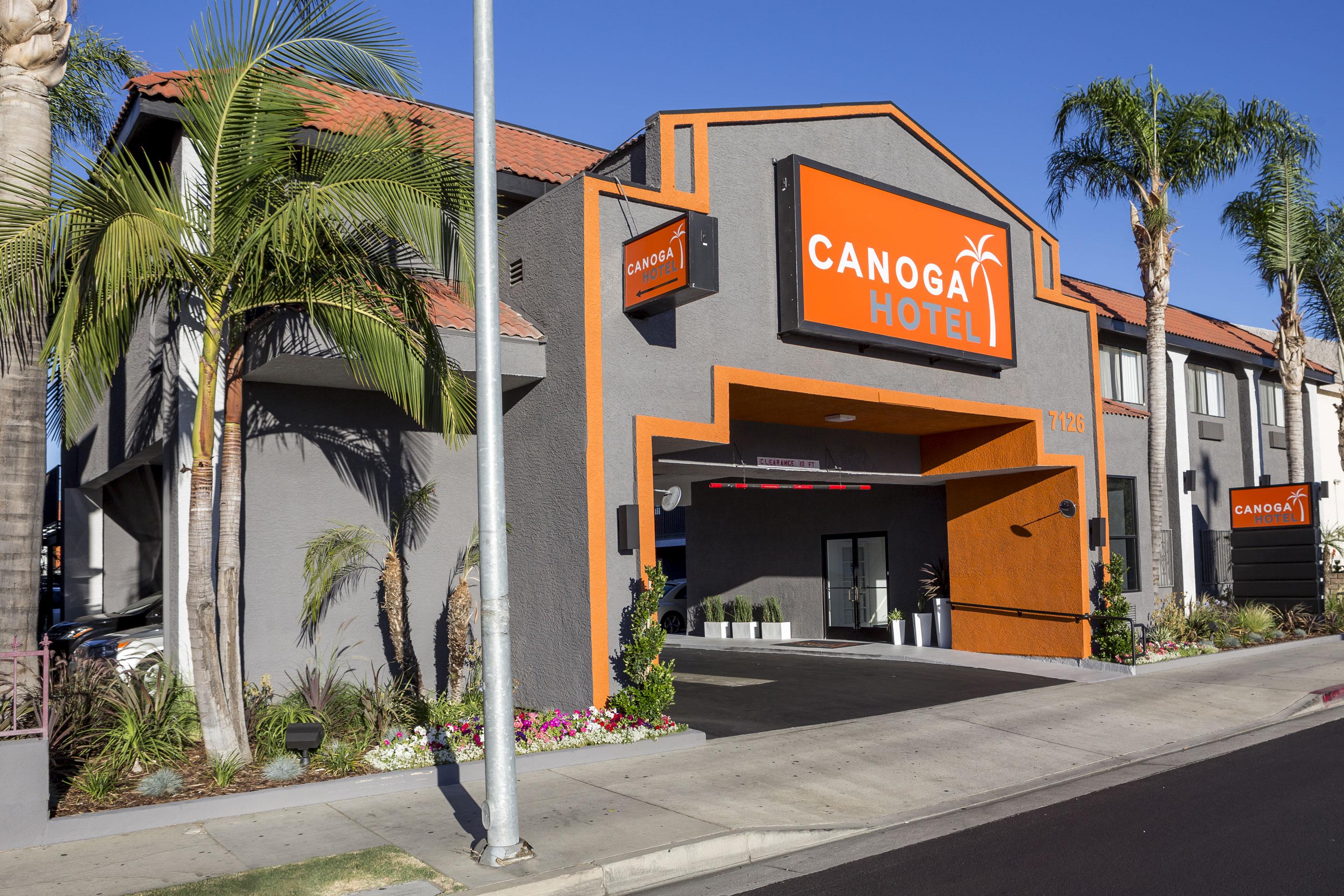 לוס אנג'לס Canoga Hotel At Warner Center מראה חיצוני תמונה